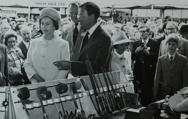 Malcolm Lyell The Queen cla game fair