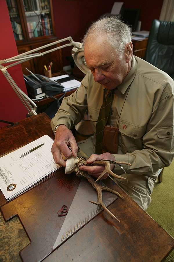 Trophy measuring under review