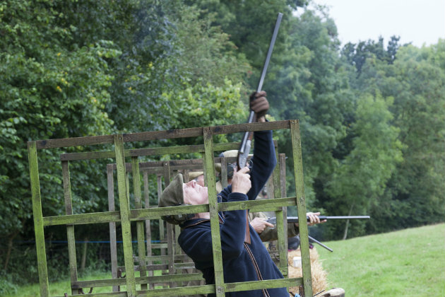 clay pigeon shooter 