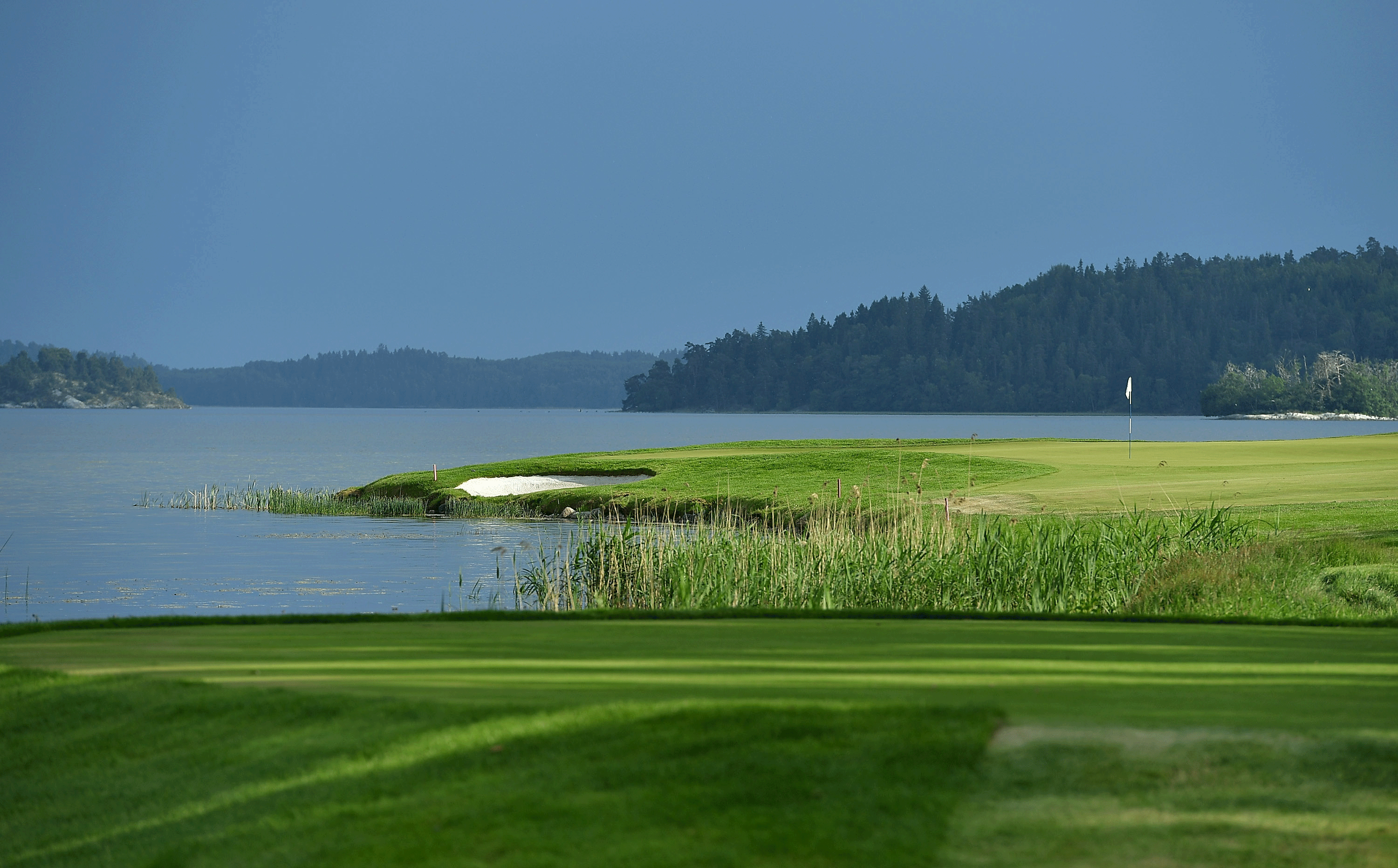 Destinations For Golfers And Non-Golfers