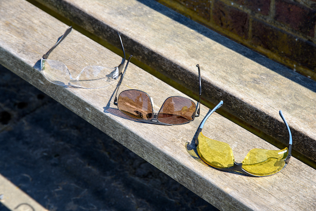 Coloured safety glass lenses and targets for clayshooters