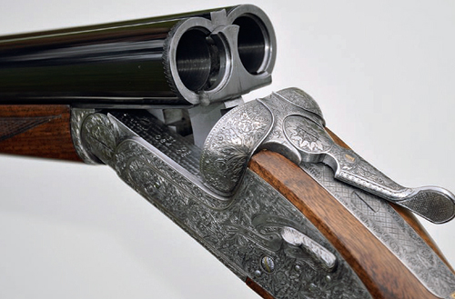 Help! Do you know anything about Spanish shotguns?