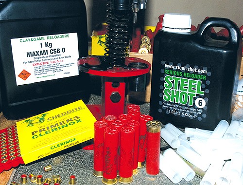 Home loading Steel Shot cartridges to save ££££