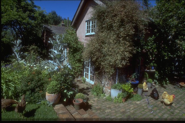 Can I leave a shotgun at my holiday home?