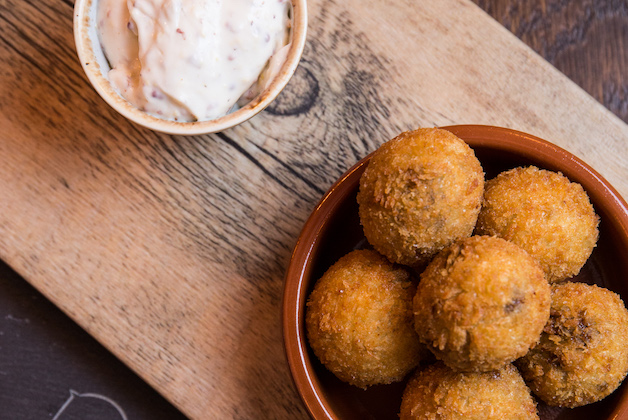 Muntjac bonbons
