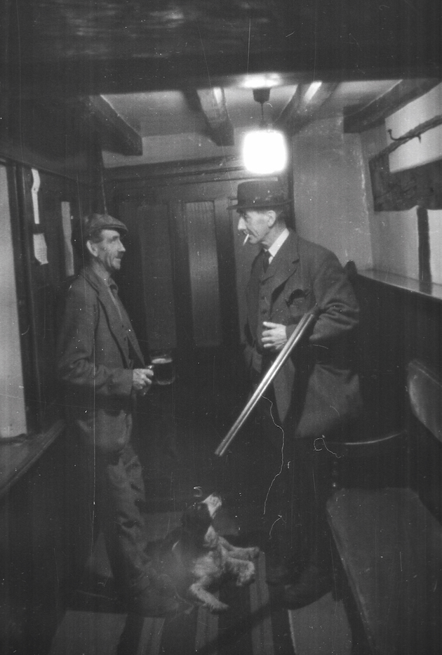 interior of pub in 1930s