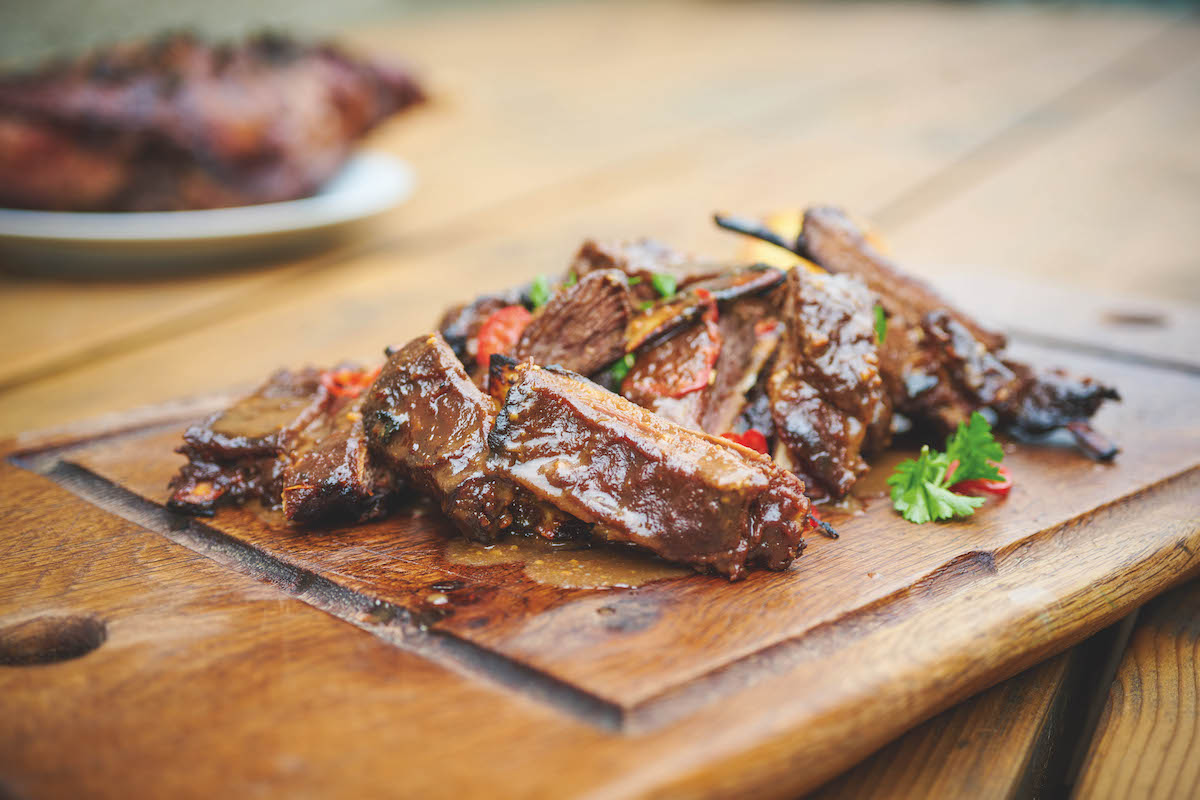 Recipe for venison ribs with a miso glaze