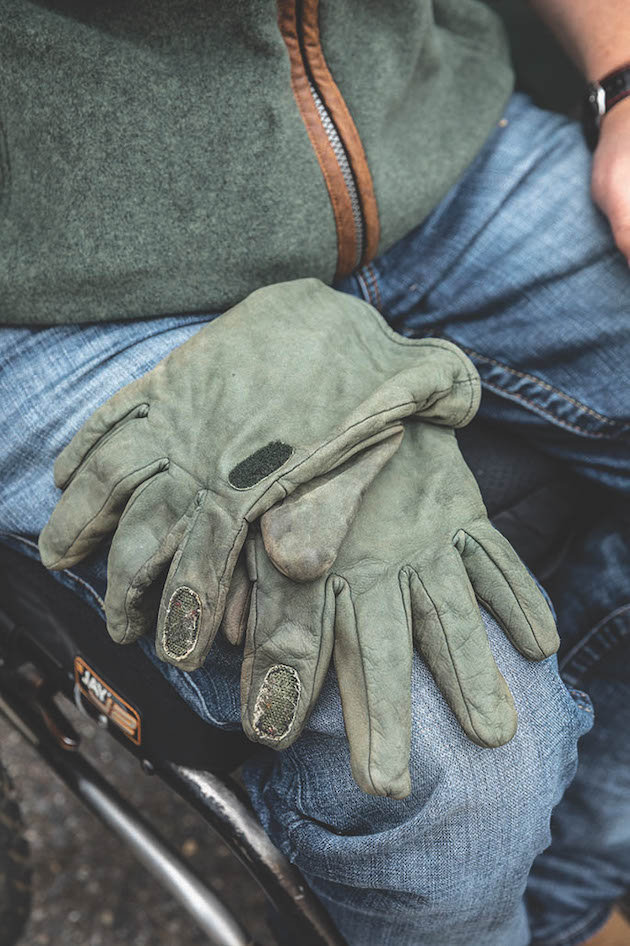 shooting gloves 