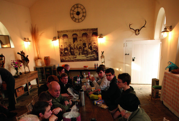 shoot lunch 