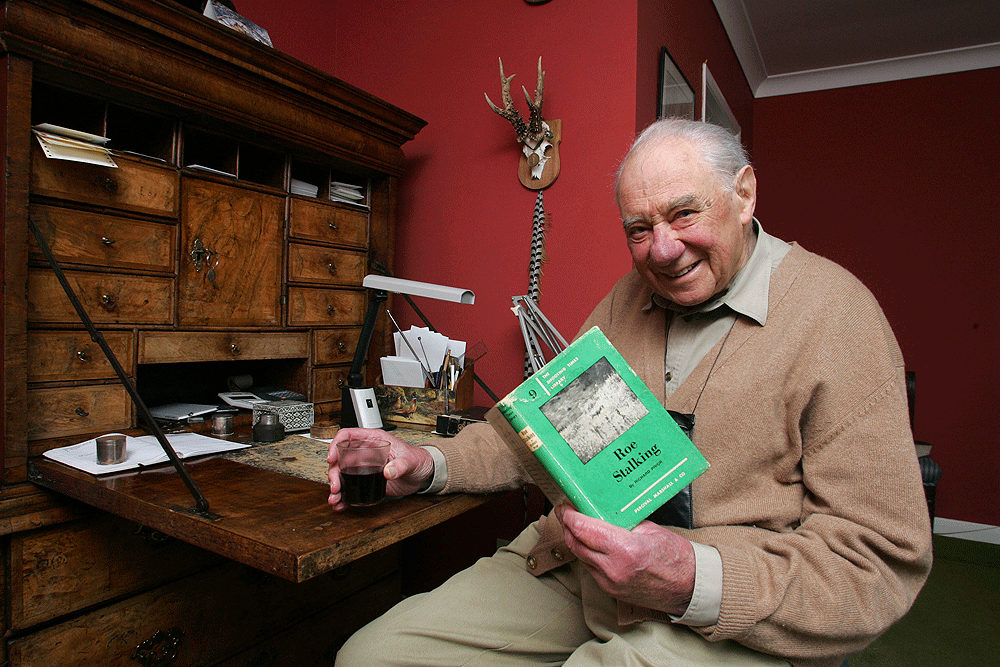 International deer expert retires