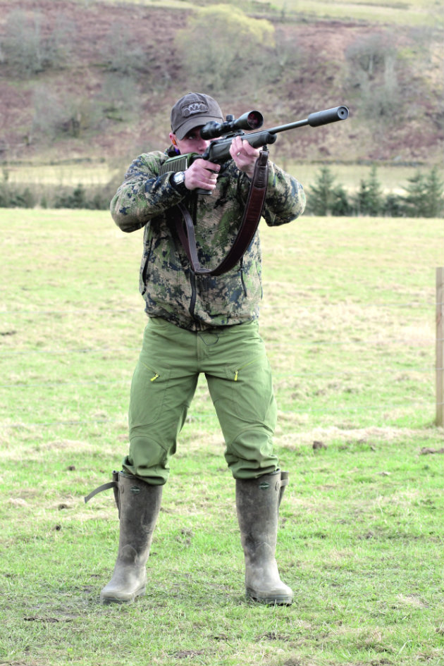 Position for rifle shooting 