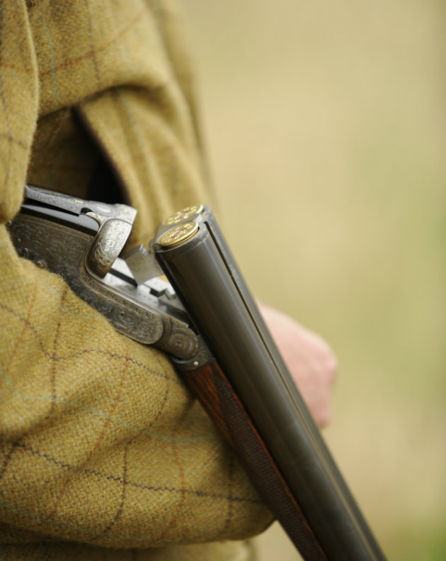 shooting tweeds