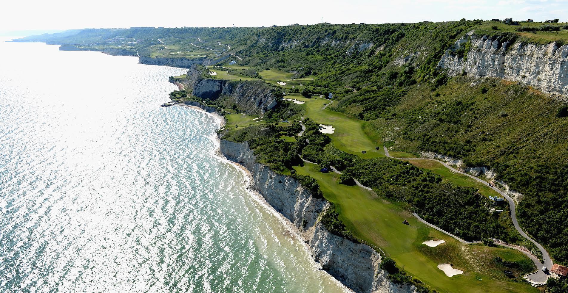 Destinations For Golfers And Non-Golfers