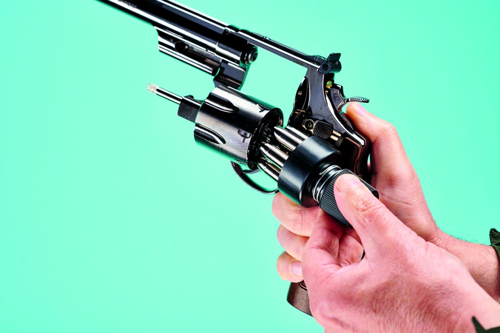 Smith & Wesson Model 29 - Shooting UK