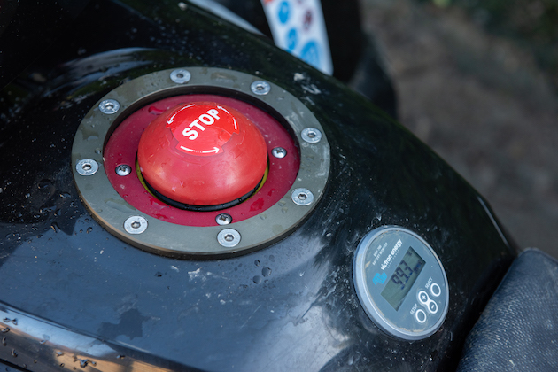 Emergency stop button 