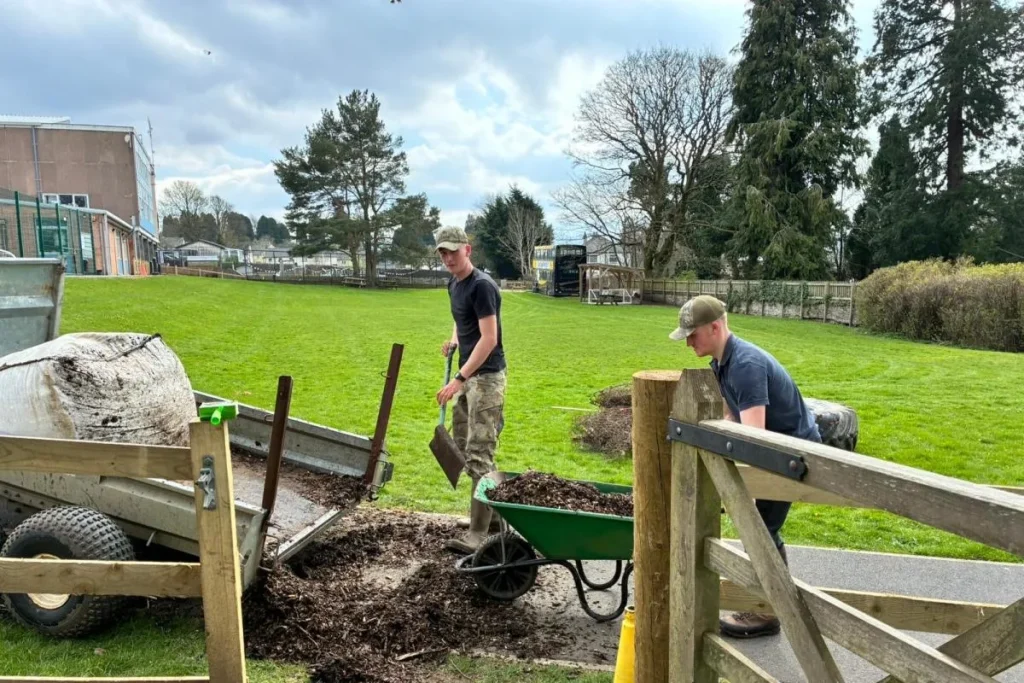 Gamekeepers volunteering