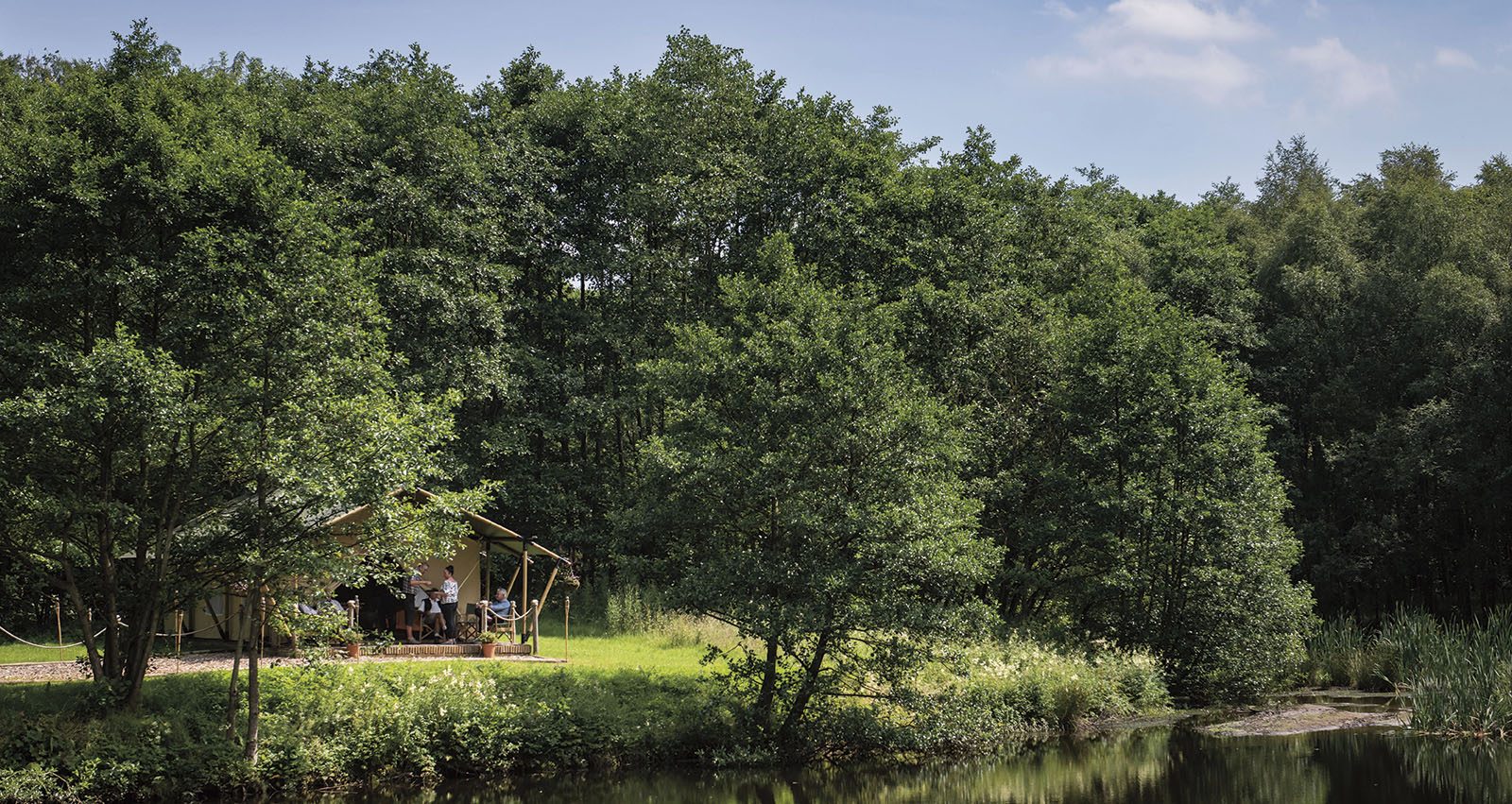 Guns gathered for lunch at a lakeside lodge on a simulated game day at Thimbleby