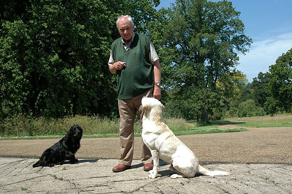 The Queen's gundog trainer Bill Meldrum
